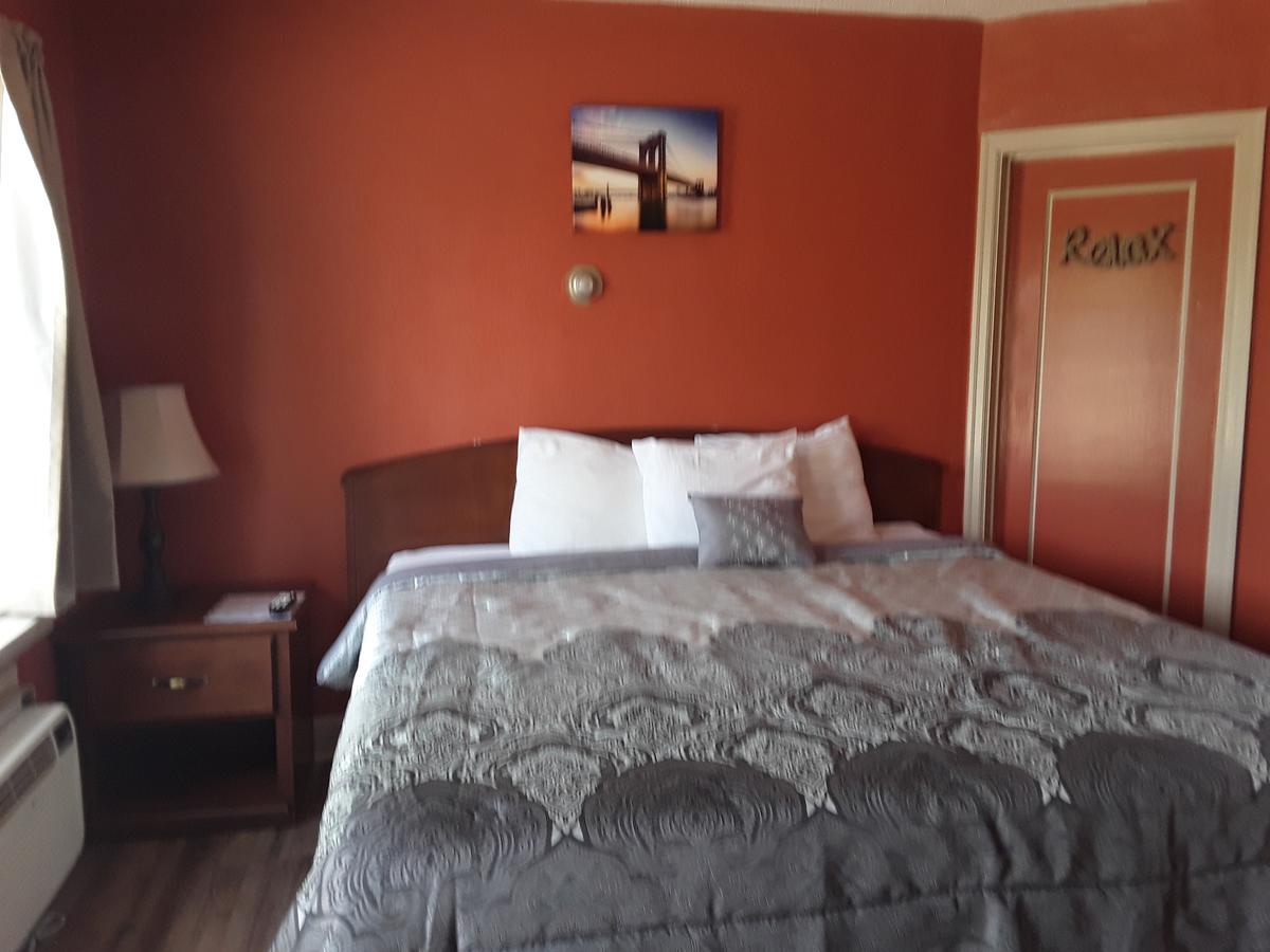 بوتي ‪‪Eddy's Motel‬‬  المظهر الخارجي الصورة