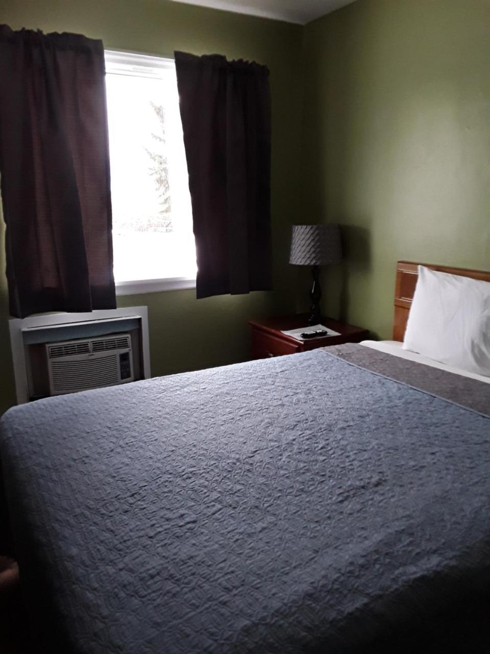 بوتي ‪‪Eddy's Motel‬‬  المظهر الخارجي الصورة